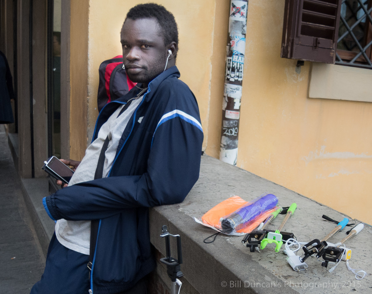 Selfie stick seller