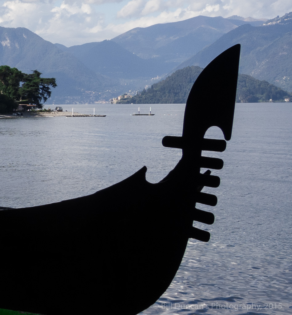 Villa Balbianello is visible at the left of the promentory.