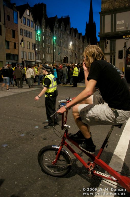 All traffic managed when Tatoo crowd afoot